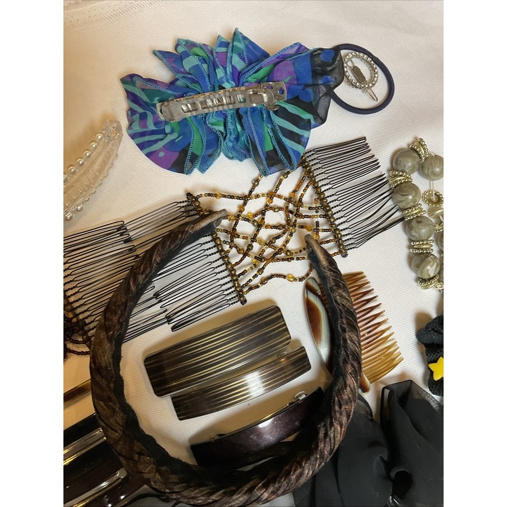 Vintage Hair Accessory Lot Of 36 Barrettes Combs Banana Clip Band Wraps 1980s - Picture 12 of 12